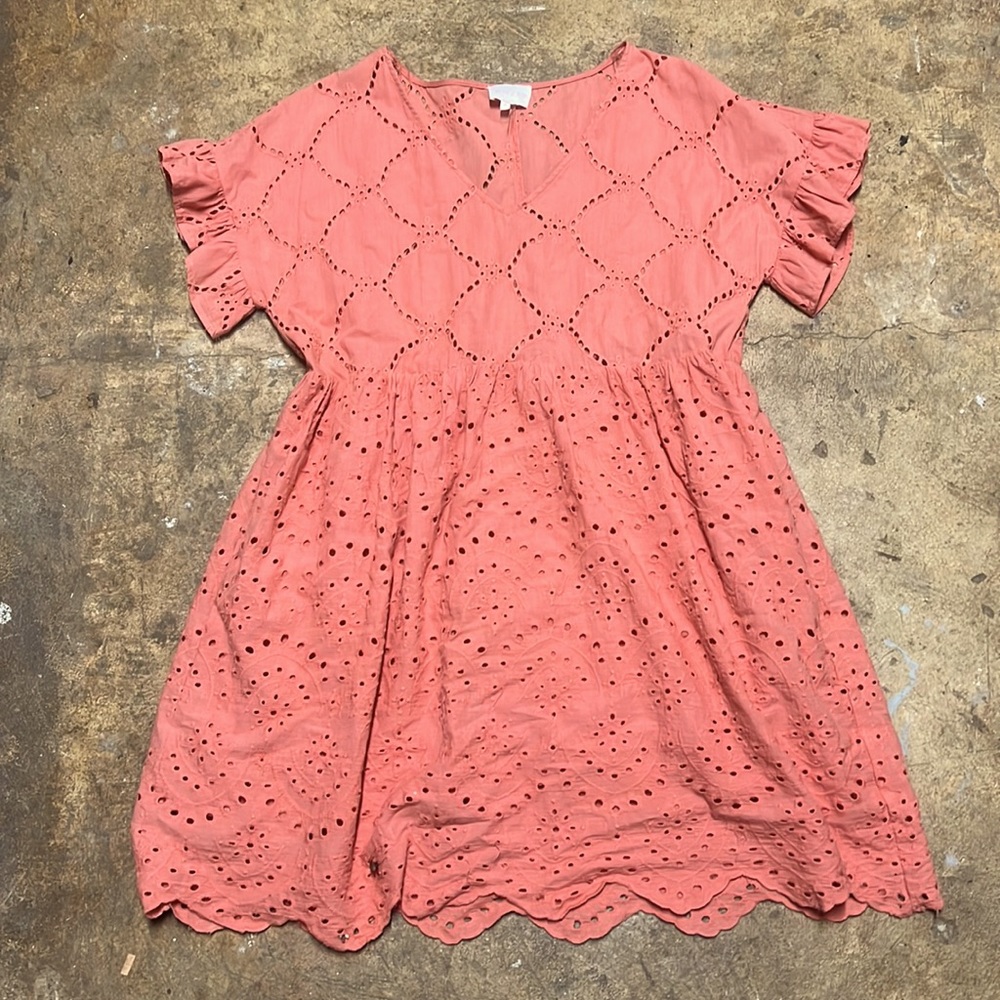 Eyelit Peach Embroidered Boutique Dress, size S/M (LIKE NEW!!!)